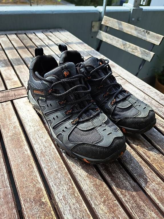 Scarpe da uomo: Merrel Trakkingschuhe – Usato da Horw venduto da bbr_7h59