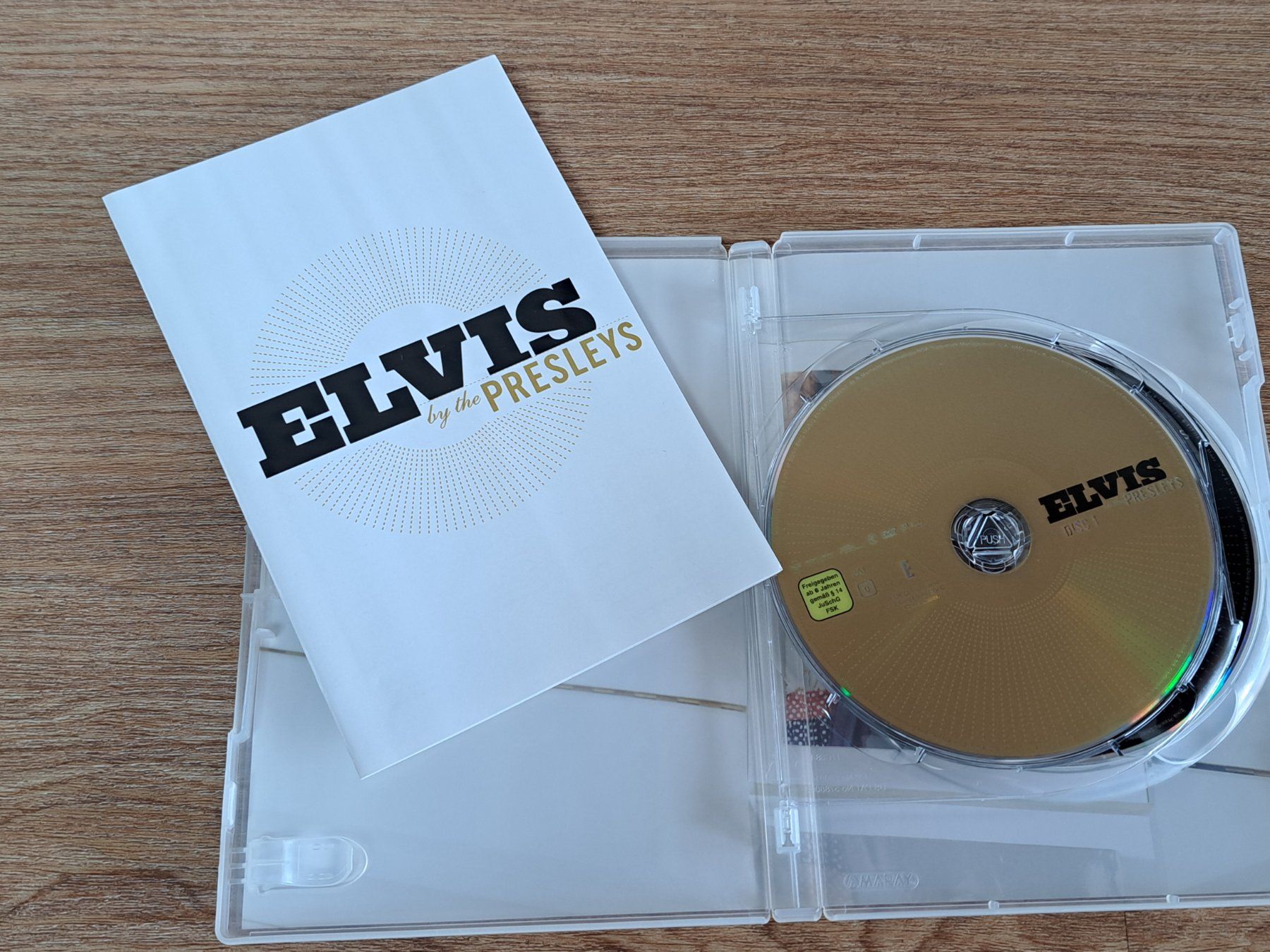 Tutti i DVDs: ELVIS by the PRESLEYS, Boxset mit 2 Discs und Inlet – Usato da Unterseen venduto da Kanica 8