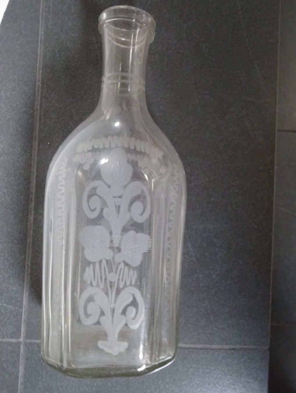 Glasi Hergiswil Bottiglie: Original Berner Taufflasche mit Hirsch / dat. 1861 – Usato da Esslingen venduto da eintagammeer 4