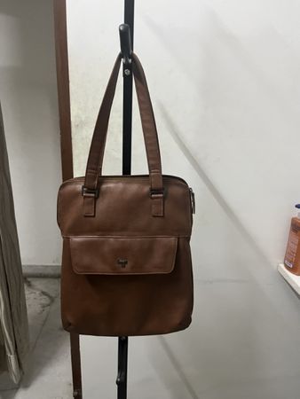 “Brauner Leder Schultertasche / Handtasche – Top Zustand