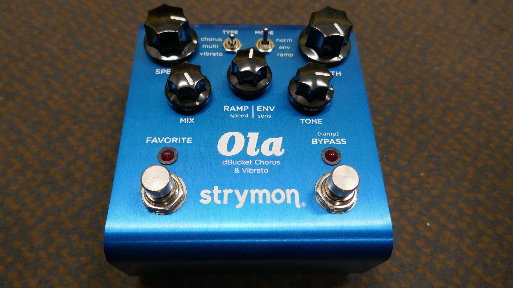 Strymon Musikinstrumente: Strymon Ola Chorus – Gebraucht aus Wenslingen von FairlightCMI
