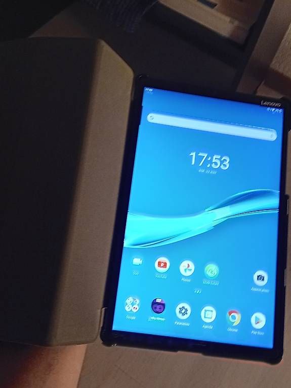 Tablet PC: Tablette lenovo 10pouces – Usato da Châtel-St-Denis venduto da Rmi99