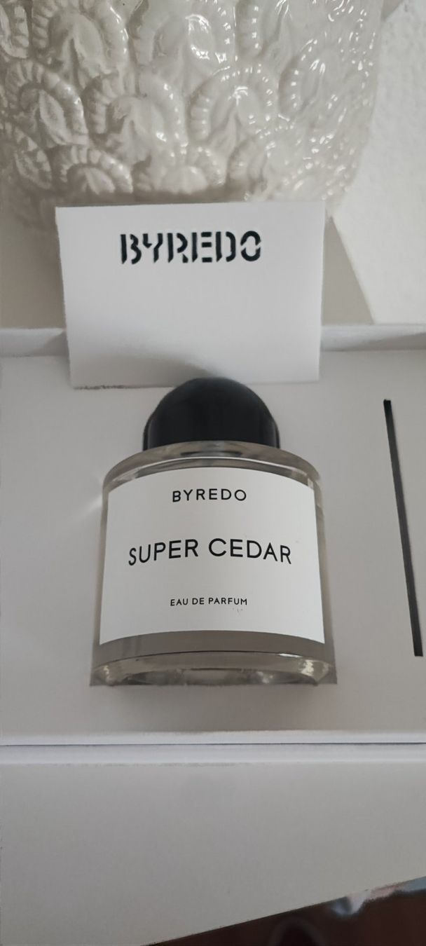 Byredo Profumi & Eau de Toilette: Byredo Super Cedar 100 ml edp – Usato da Rickenbach-Sulz venduto da Krisztike 4
