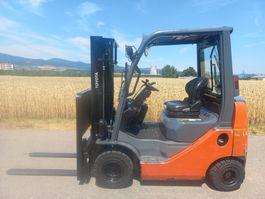 Benzinstapler Stapler Toyota 8FGKF 20 SAS HH 3m Gabel- Waage