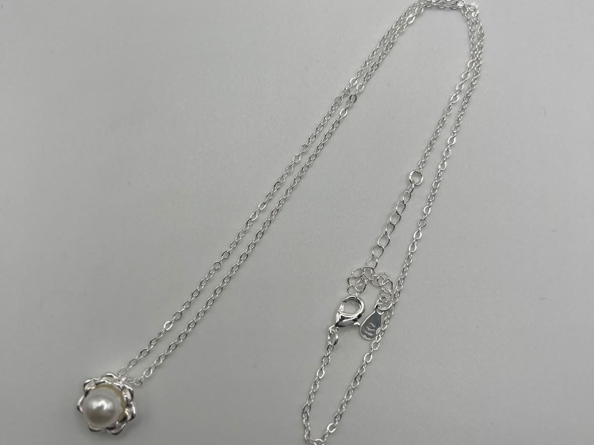 Ketten: Collier en Argent 925 Pendentif Fleur – Gebraucht aus Praz (Vully) von VVSWISS 1