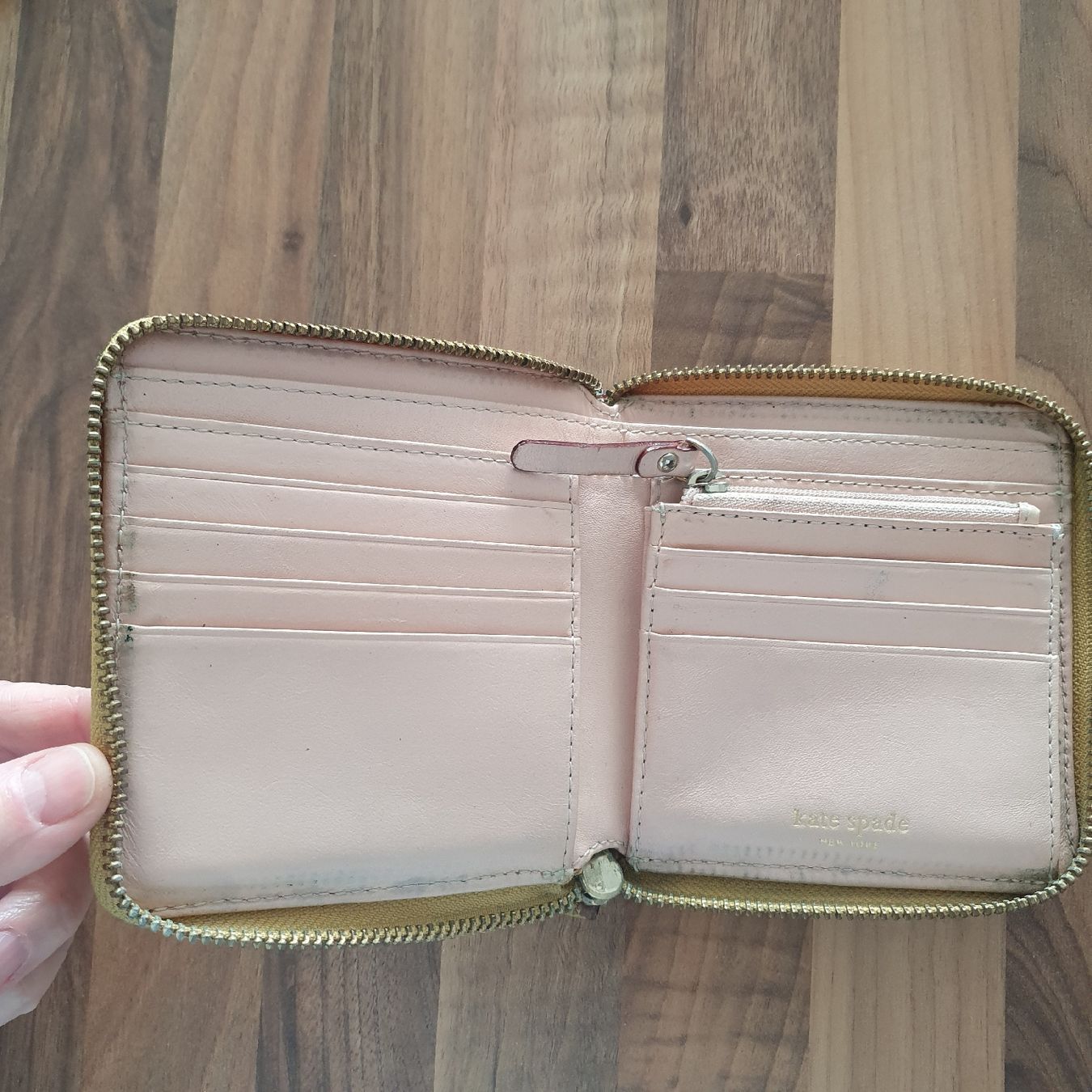Kate Spade Portamonete: Portefeuille cuir jaune Kate Spade – Usato da Carouge GE venduto da bub_c8hk 1