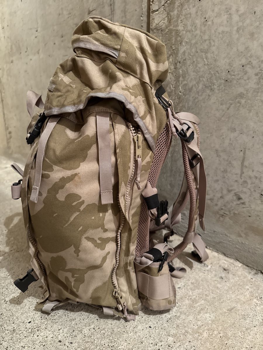 Zaini: Desert DPM Bergen Backpack - Great Condition! Bargain! – Nuovo (secondo la descrizione) da Murten venduto da fto_hcv5 1