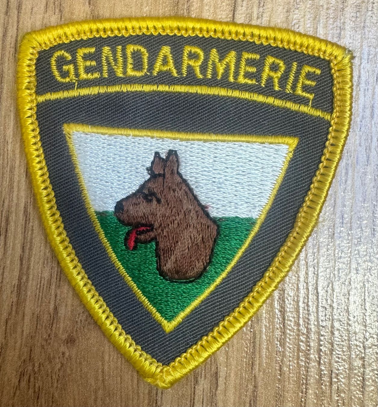 Placchette & Badge: Badge Police – Usato da Donatyre venduto da Allan_1580