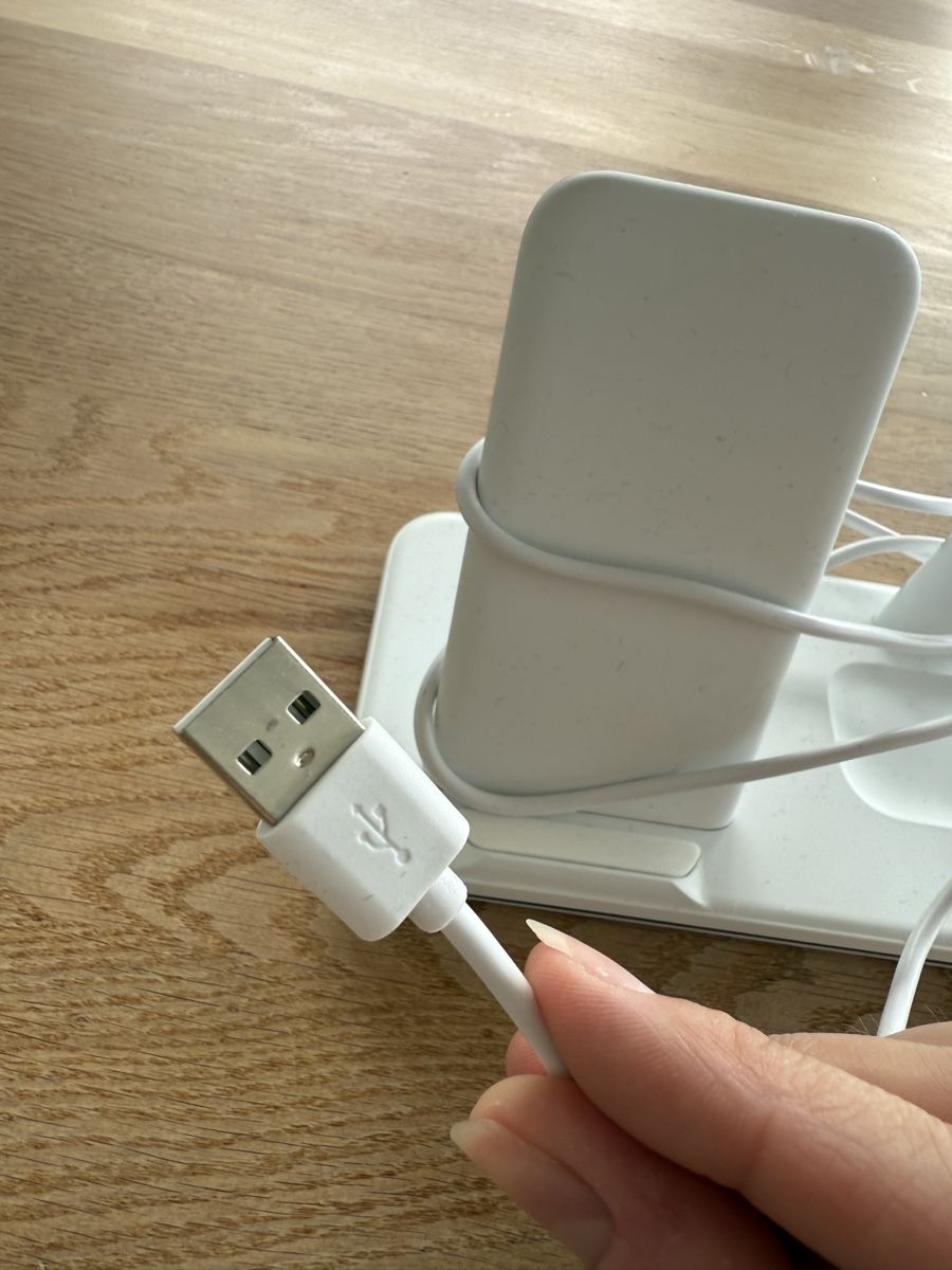Ladegeräte: Ladestation für Iphone und Applewatch – Gebraucht aus Mörschwil von Seegurke18 1