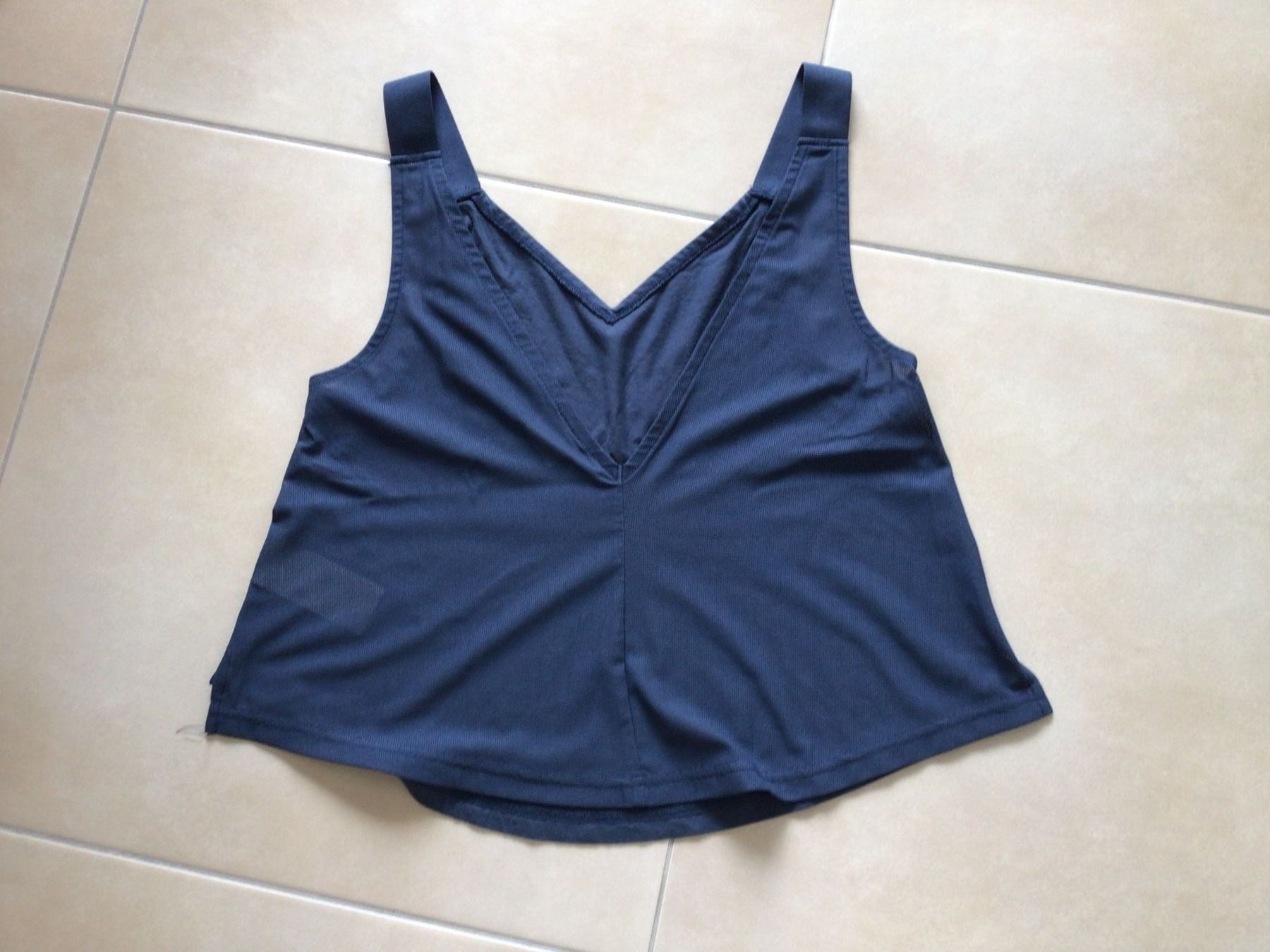 Puma Top: Blaues luftiges Sommertop vom Puma – Usato da Frauenfeld venduto da Stehojen 1