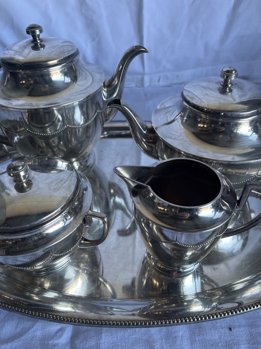 WMF Geschirrsets: WMF Teeservice versilbert 4-teilig mit Tablett gebraucht – Gebraucht aus Brienz BE von hey_z9vg 1