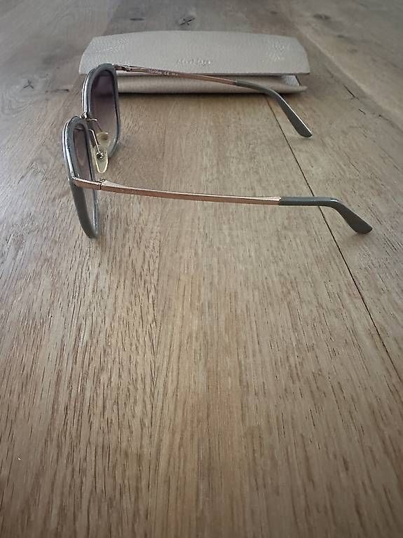 Occhiali & Lenti: Max Mara Sonnenbrille mit Etui und Putztuch – Usato da Busswil BE venduto da verowo 2