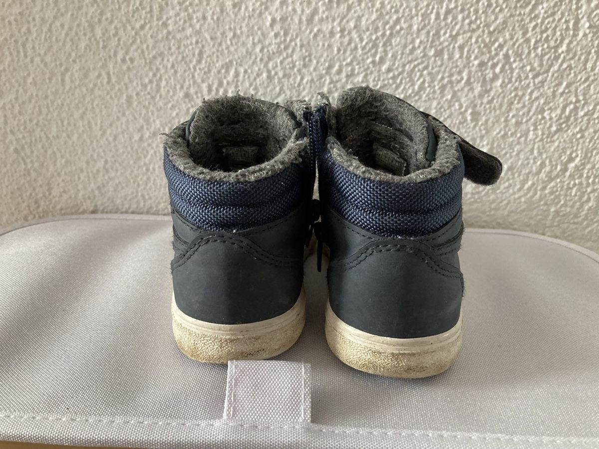 Schuhe für Jungen: Schuhe Grösse 24 – Gebraucht aus Sarmenstorf von ramoeneli 2