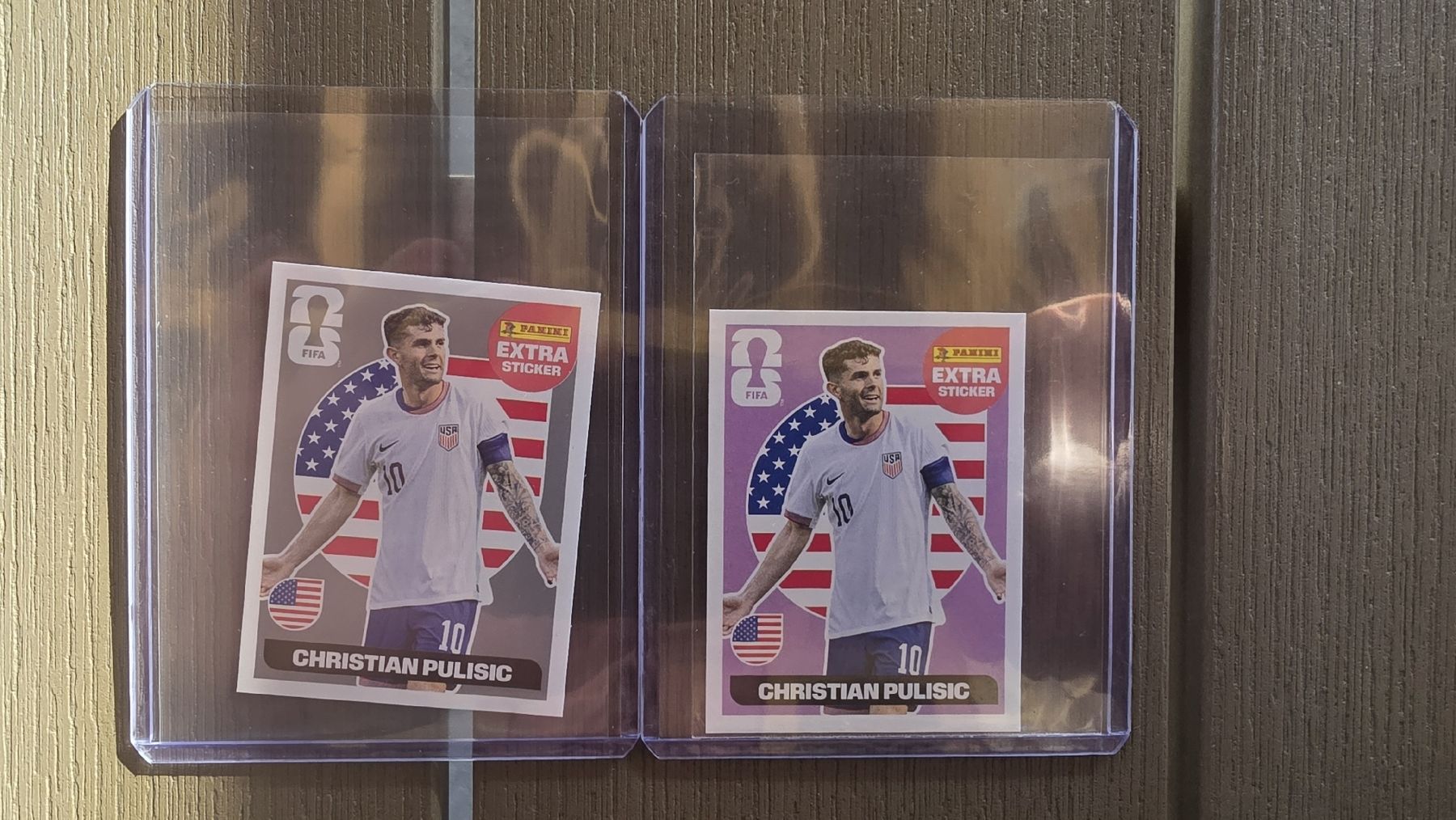 Panini Carte collezionabili: Panini Extra Sticker Christian Pulisic 2x  Silber / Pink – Nuovo (secondo la descrizione) da Schönenwerd venduto da Dmitrovi11