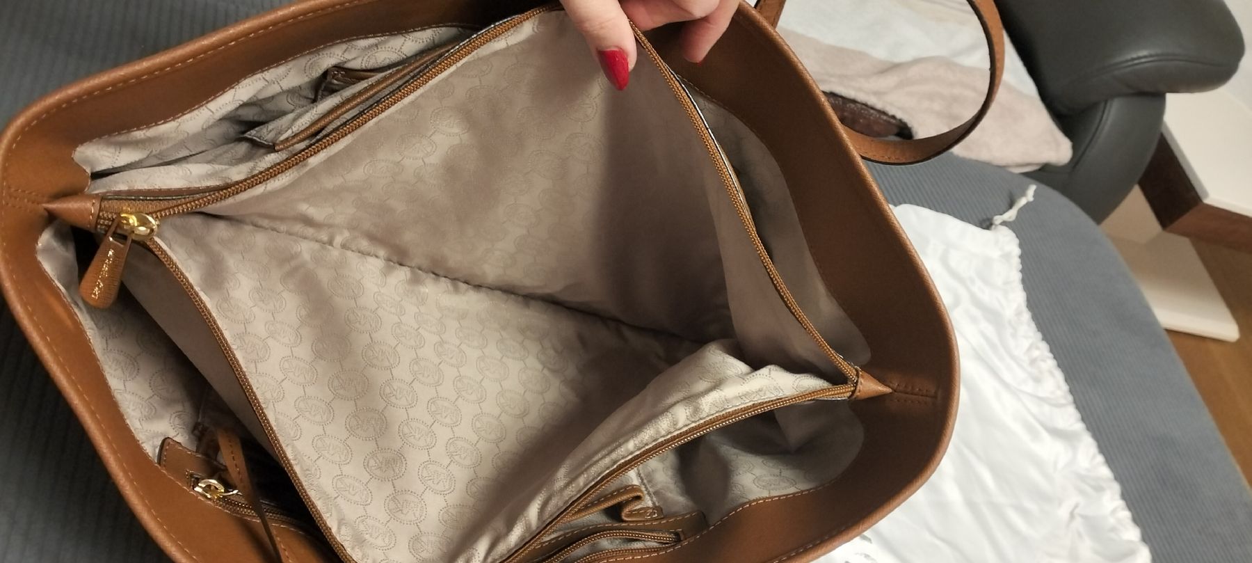 Michael Kors Borse da donna: Michael Kors Tasche – Usato da Rütihof venduto da Juass 5