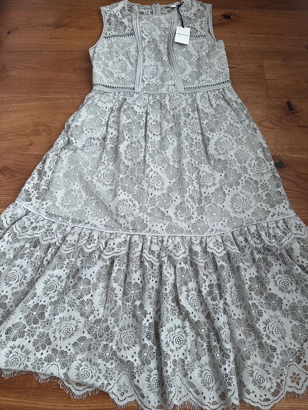 Vestiti: Robe 👗REISS – Nuovo (secondo la descrizione) da St-Légier-Chiésaz venduto da EvaVDRiviera 1