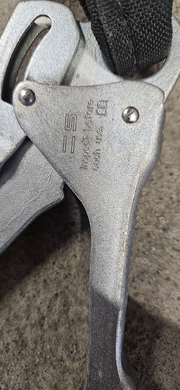 Mammut Attrezzatura da arrampicata: Auffanggurt SpanSet mit zwei Karabinern  – Nuovo (secondo la descrizione) da Baar venduto da Vel...Baar45 2