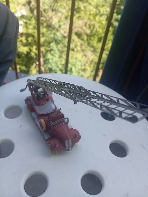 Modellautos: Voiture pompiers delahaye Nr 320 – Gebraucht aus Basel von Petergunn 2