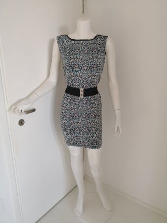 🤩S.OLIVER KLEID SCHWARZ MIT FARBIGEM BLUMENMUSTER
