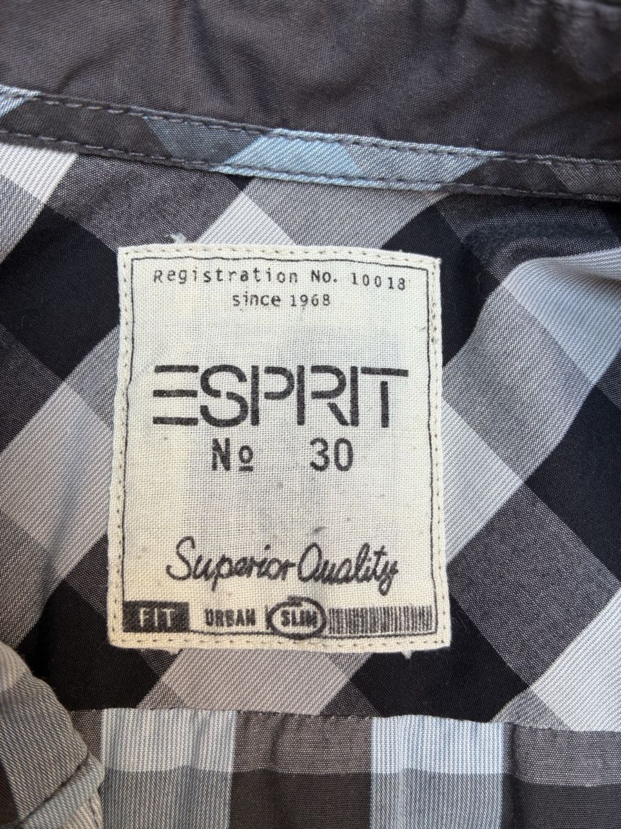 Esprit Hemden: Herren Esprit Hemd Grösse L (M) – Gebraucht aus Witterswil von Livee 2