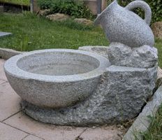 Granit Gartenbrunnen Wasserkrug und Schale Stein