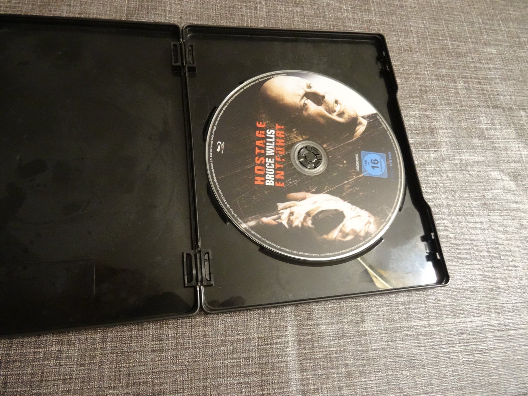 Alle DVDs: Blu-ray Hostage Bruce Willis Entführt Steelbook – Gebraucht aus Olten von Disc-Verkauf 1