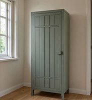 Massiver Kiefernholz-Schrank Landhausstil 
