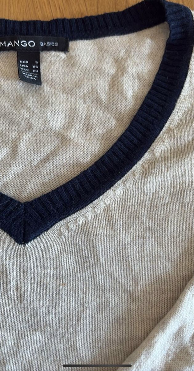 Mango Pulls & Sweat-shirts: Pulle Mango taille S – D'occasion à Attalens par Skorpionica