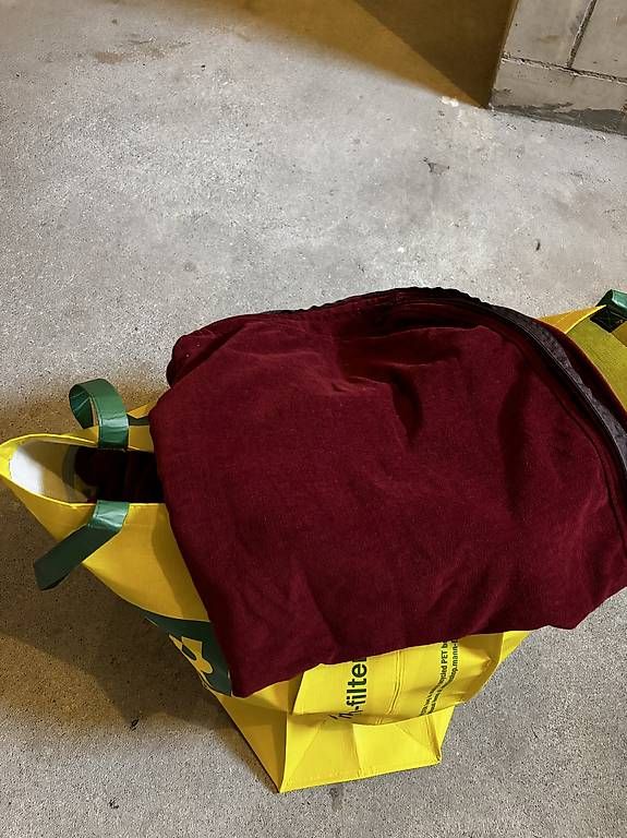 Sofas: Stocholm Sofa Ikea Bezug rot – Gebraucht aus Zürich von h4llo 2
