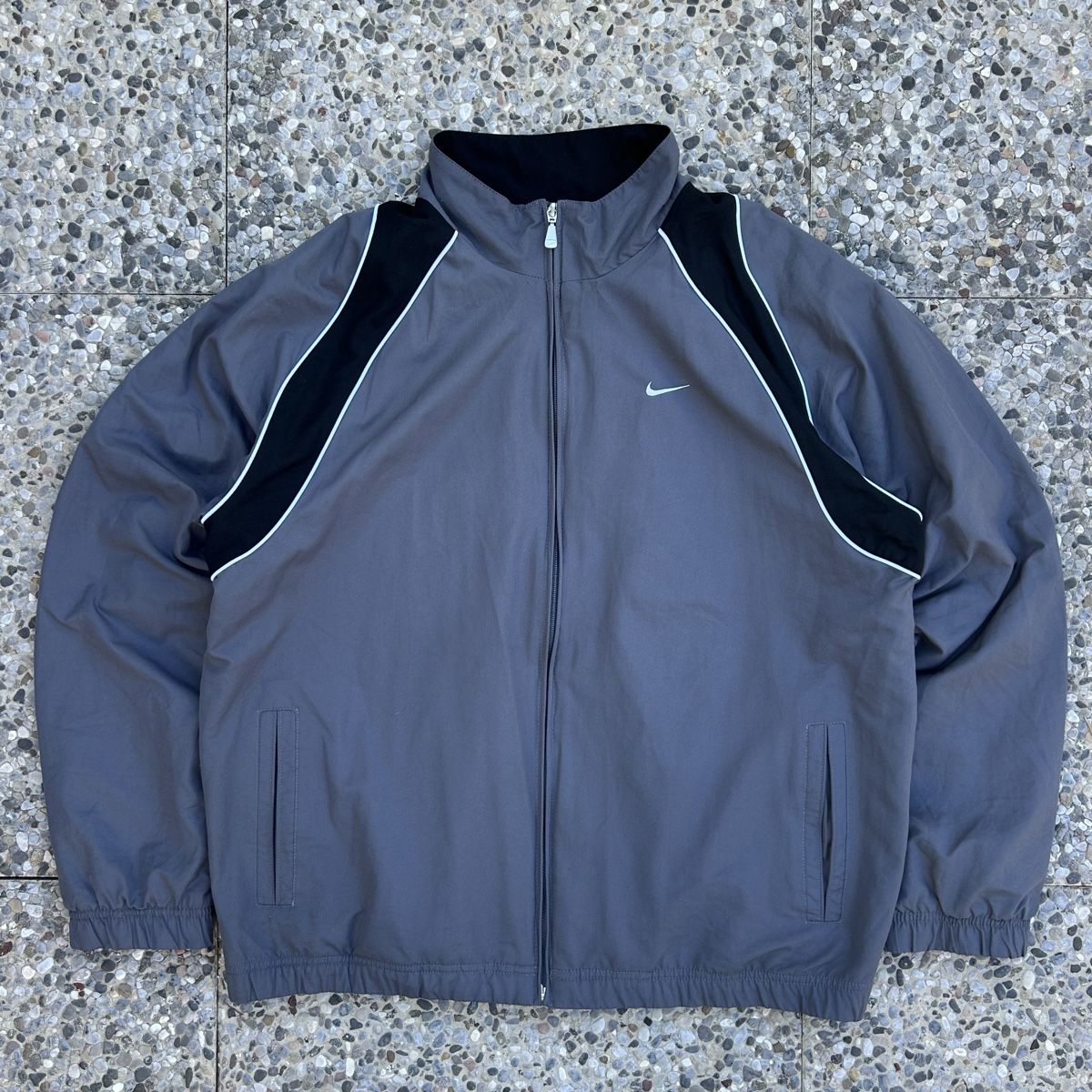 Nike Giacche: Vintage Nike windbreaker jacket – Usato da brent venduto da fukusapes