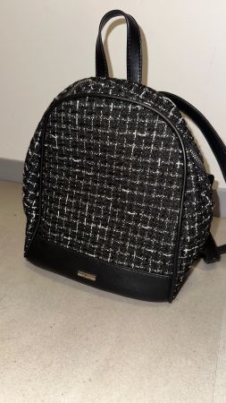 Schöner Mini Rucksack in Tweed Optik, neuwertig!