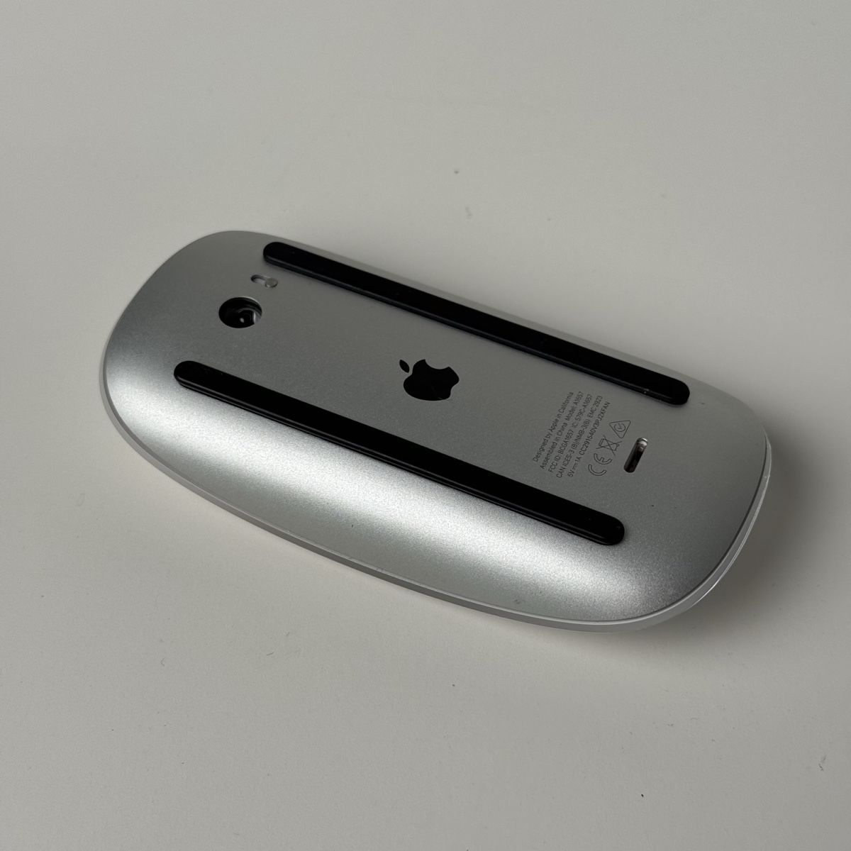 Apple Souris: Apple Magic Mouse 2 (A1657) - Silber – D'occasion à Rümlang par vla_9g7d 4