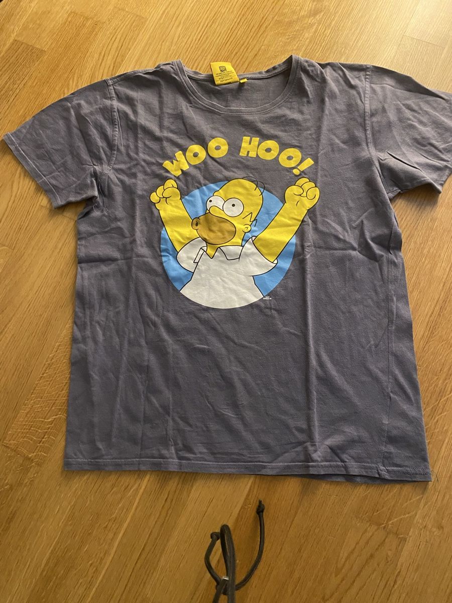 Lotti di vestiti: 4 T-Shirts Herren Grösse M/L gebraucht – Usato da Zürich venduto da vreni1973 2