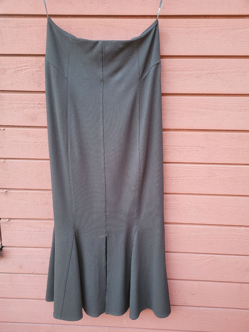 Guess Gonne: Eleganter GUESS Rock, Gr. L, schwarz – Nuovo (secondo la descrizione) da Richterswil venduto da MANANA_24