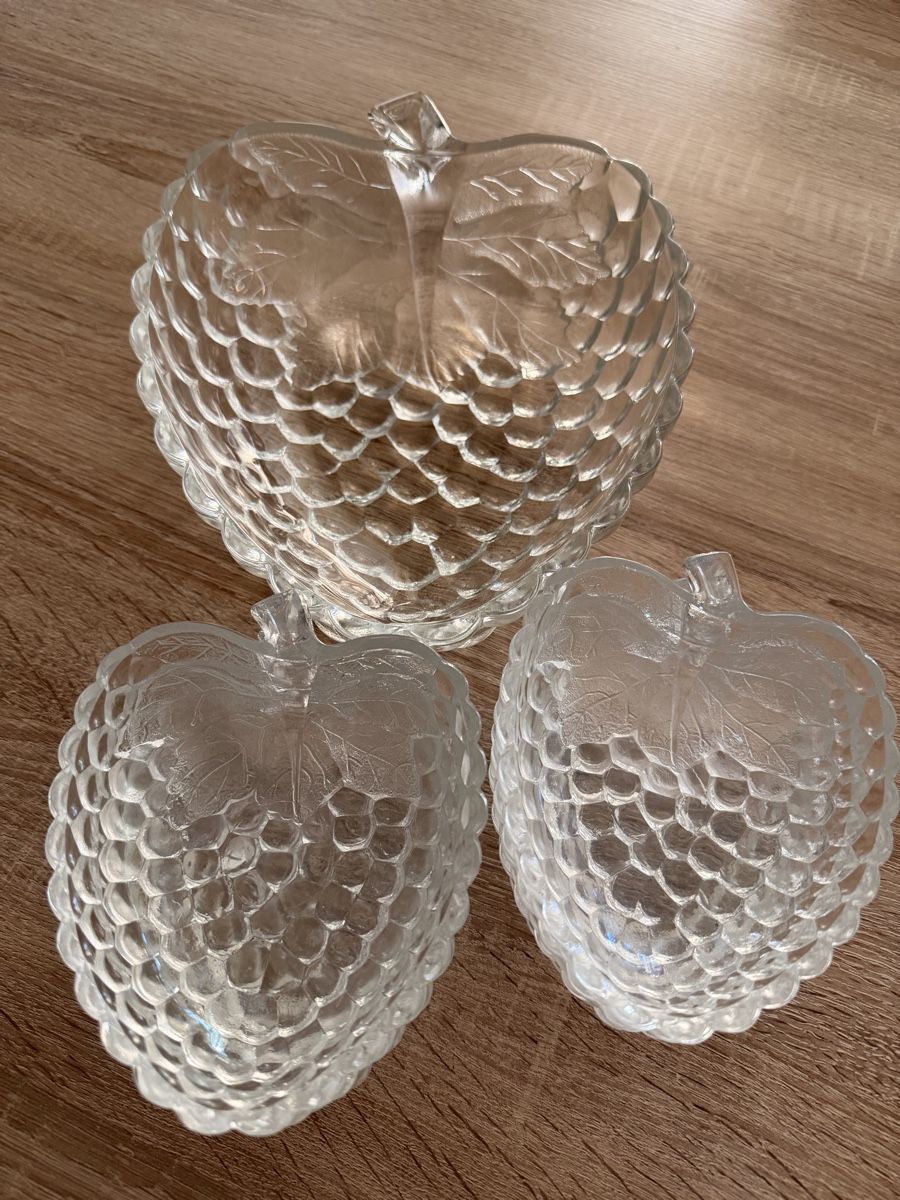Ciotole: Dekorative Glasschalen in Traubenform, 7ner Set – Usato da Trimbach venduto da Schwaenchen 1
