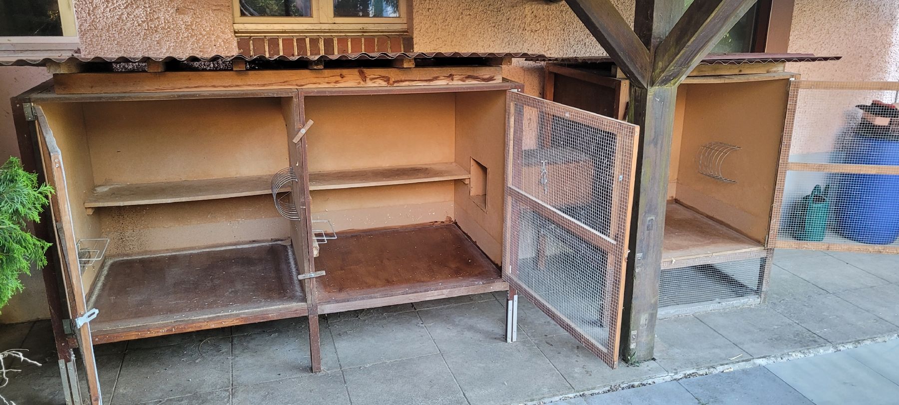 Cages, transport & sécurité: Holz-Kleintiergehege mit 3 Abteilen – D'occasion à Frauenfeld par ricola22 8