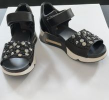 Sandalen schwarz verziert mit Pailetten Gr. 40