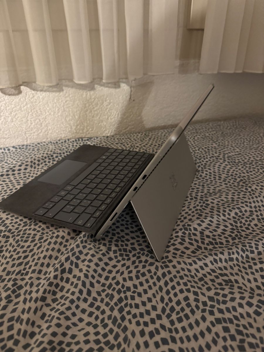 Microsoft Notebook: Surface Pro 8 Laptop – Usato da Binningen venduto da tmasc 1