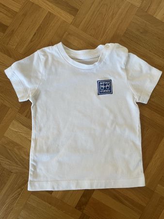 T-shirt blanc imprimé “Never tired” 🤘6-12 mois