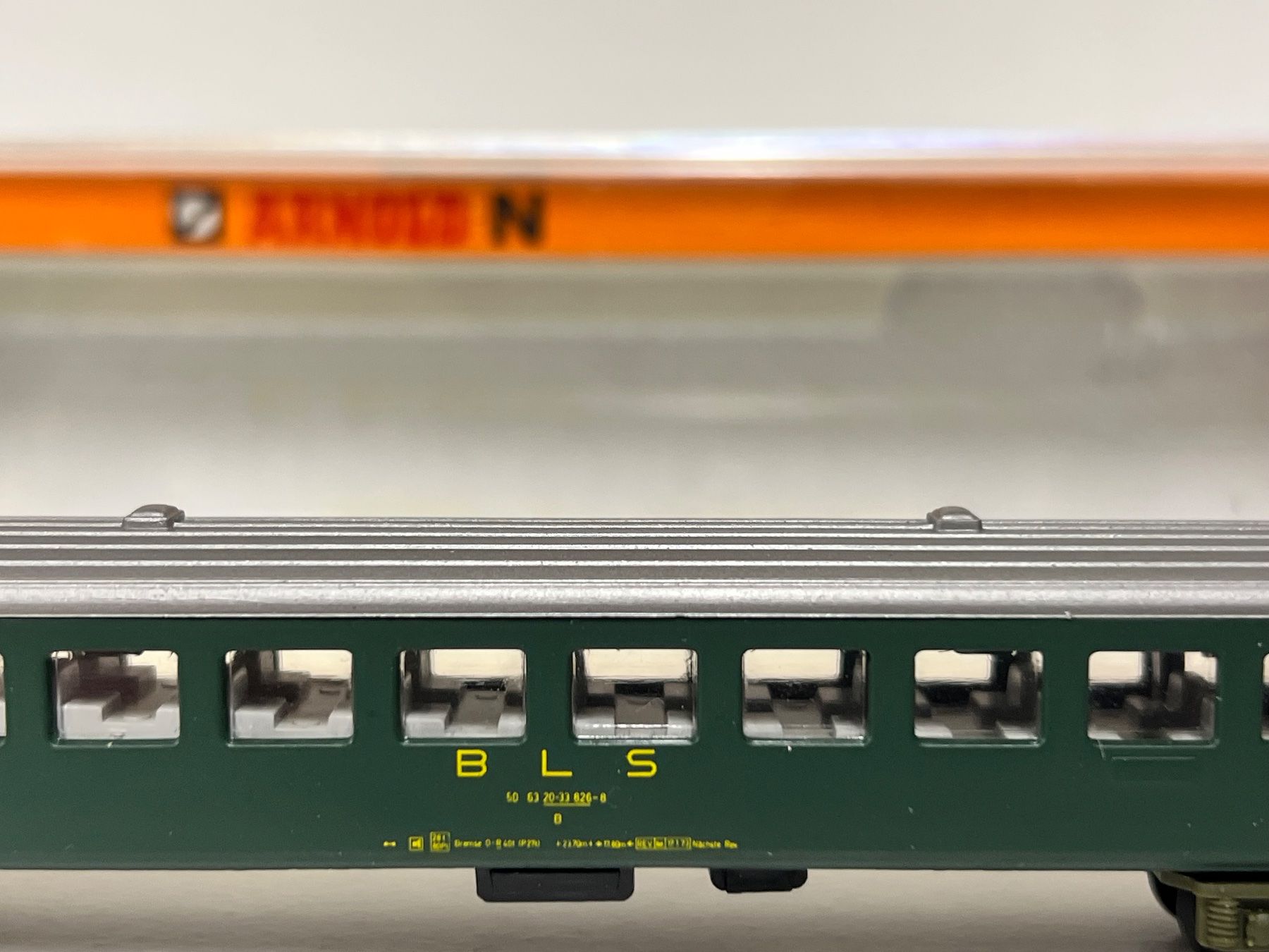 Arnold Modellini di ferrovie: Spur N Arnold Rapido BLS 2.Klasse 826-8 – Usato da Geroldswil venduto da TopTrain54 2