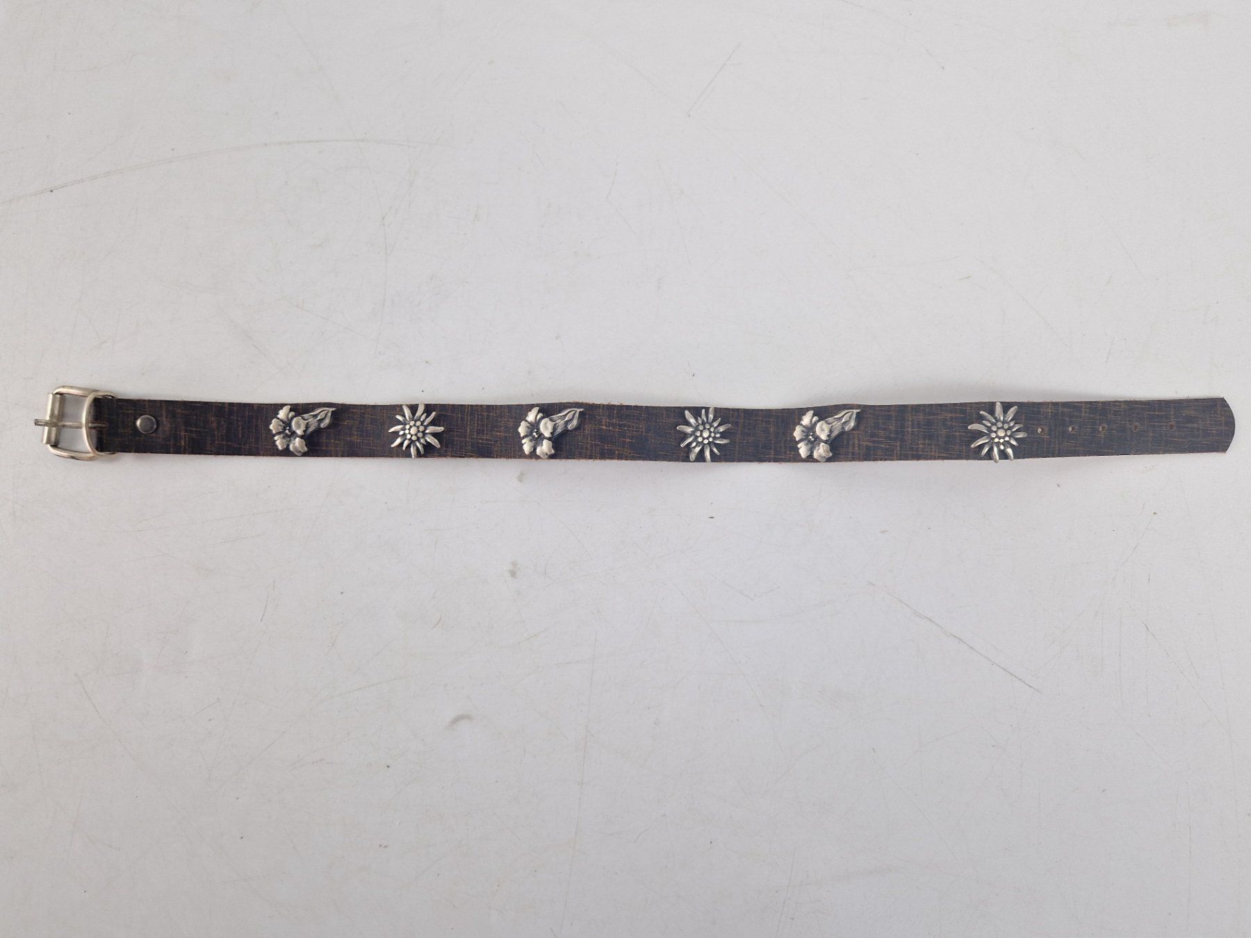 Leine & Halsband: Hunde Halsband aus echtem Leder – Gebraucht aus Muhen von Restwert_Muhen