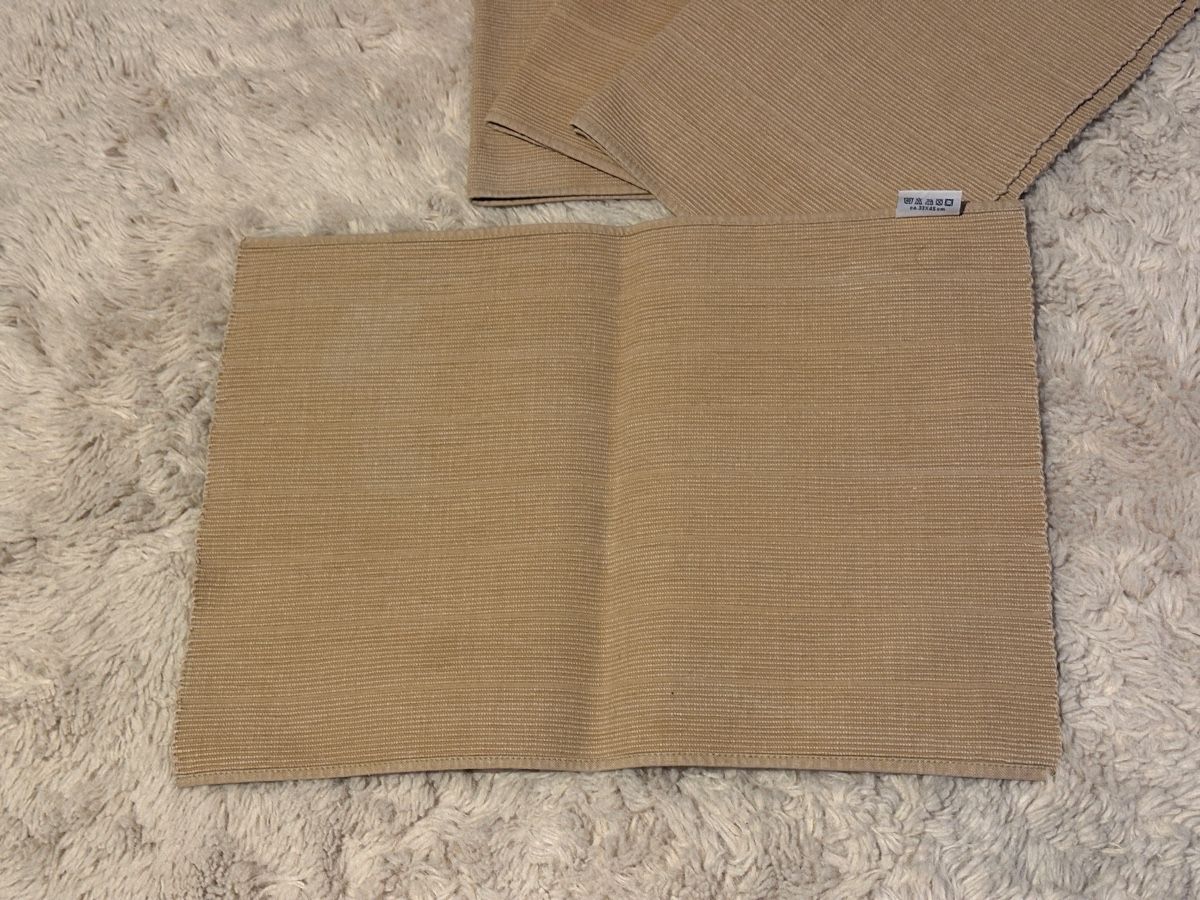 Set di tavolo e panche: 4er Tisch Set, Beige, 100% Baumwolle – Usato da Zürich venduto da Coco.swiss 2