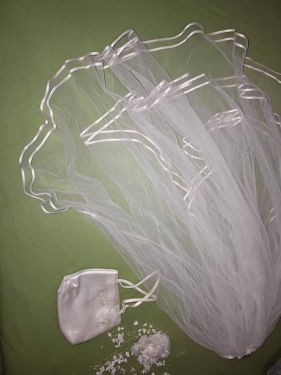 Vestiti: Vendo abito da sposa linee pure t.36-38 – Usato da Gordola venduto da celiane78 4