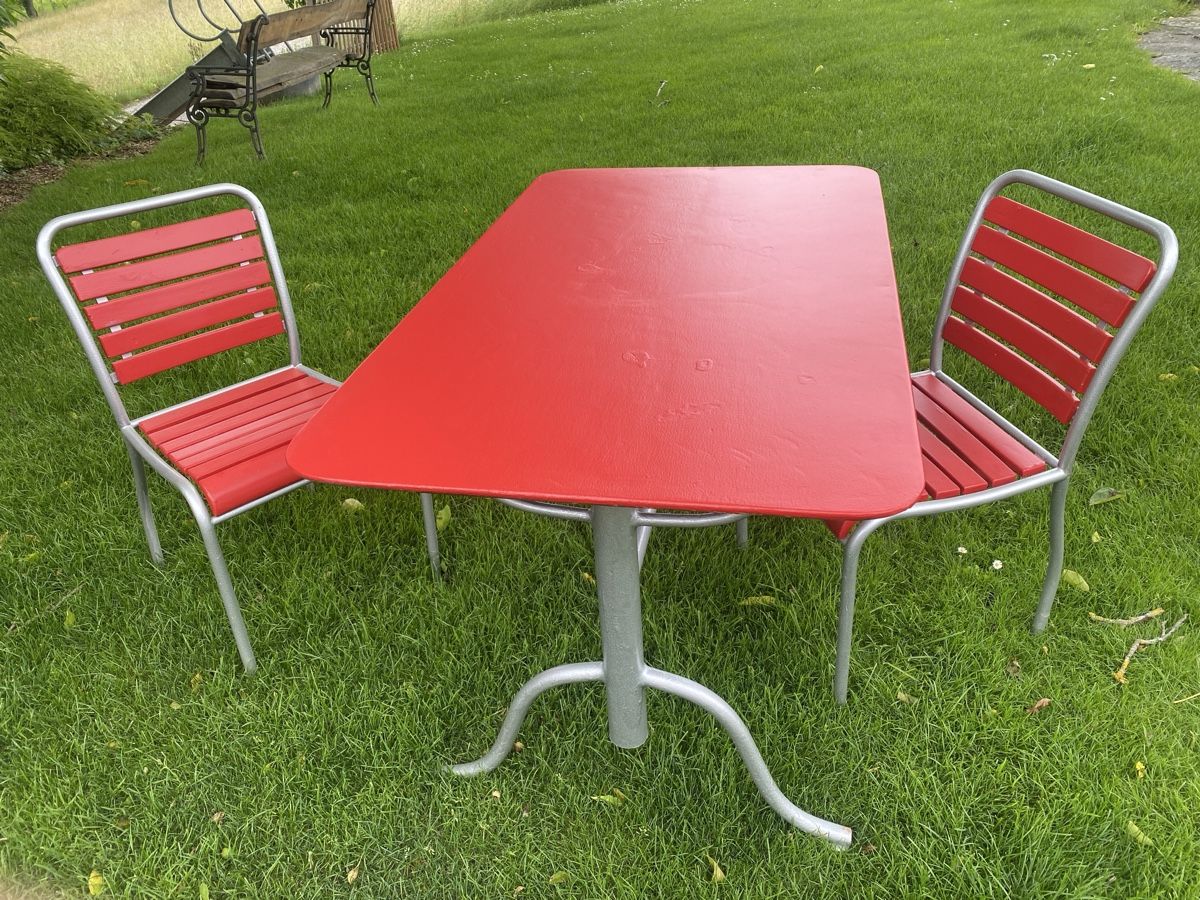 Set di tavolo e panche: Alter Eisentisch Blechtisch – Usato da Bülach venduto da Farmerpower7