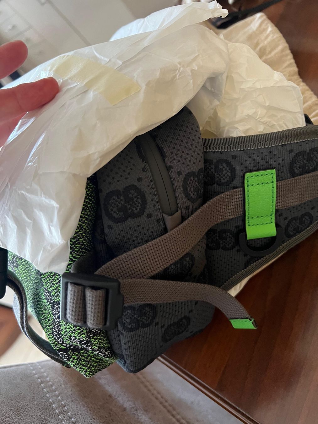 Gucci Taschen: Gucci GG Allover Camera-Bag / Backpack w/ Detachable Front – Neu und originalverpackt aus Oensingen von TheBaggyClub 3