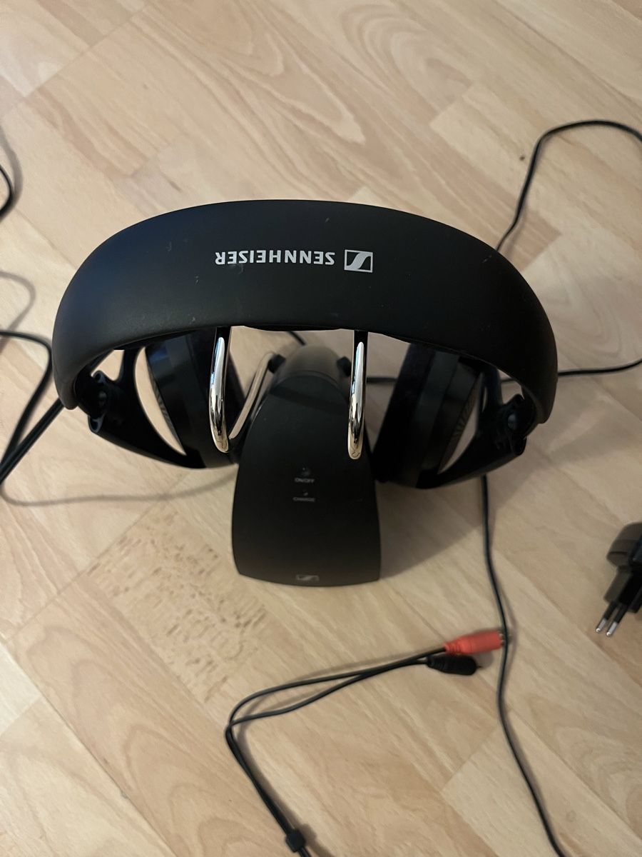 Sennheiser Cuffie: Sennheiser TV-Funkset – Usato da Zürich venduto da Deyaso 3