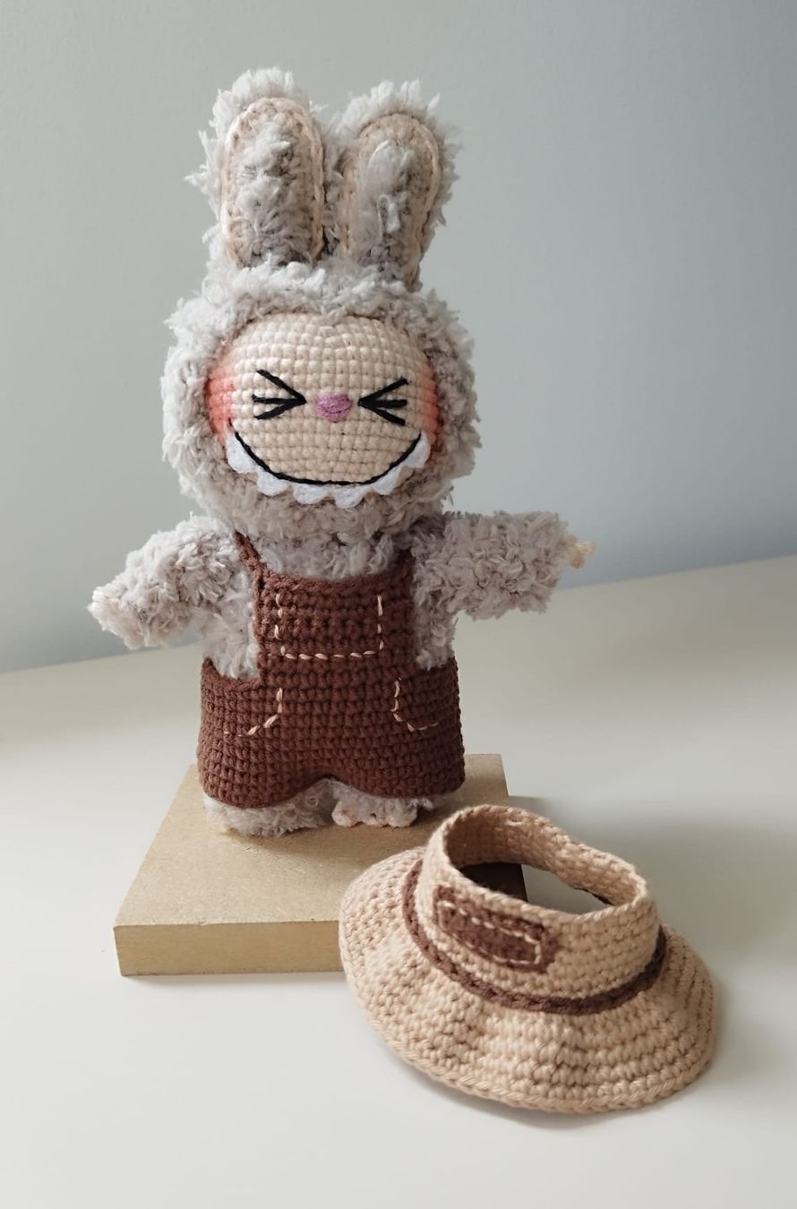 Portachiavi: Handmade Labubu Keychain-en crochet – Nuovo e nell'imballaggio originale da Arnex-sur-Orbe venduto da can_97vn 3