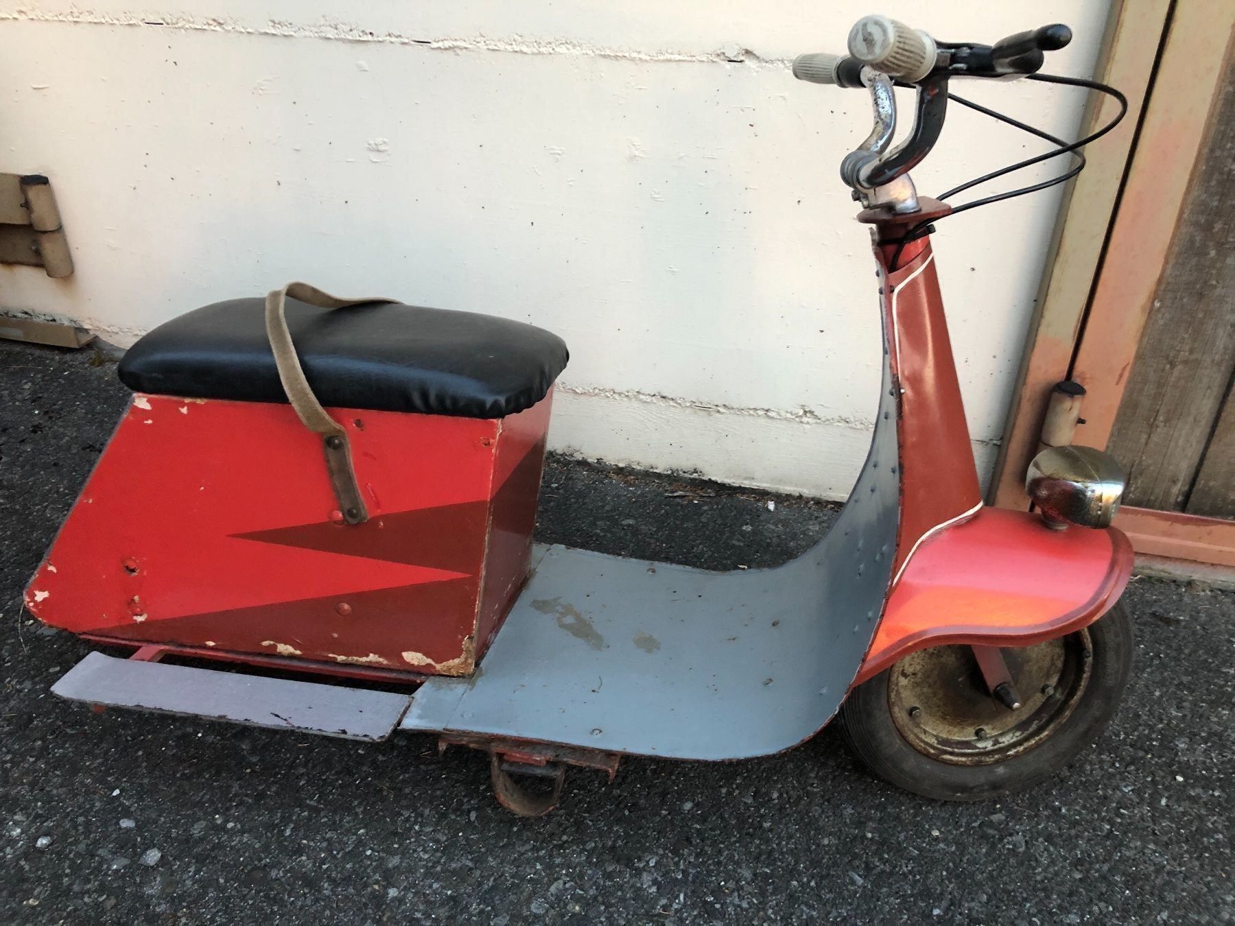 Veicoli per bambini: Vespa Piaggio scooter Karussell classic – Usato da Reinach AG venduto da rares75 1