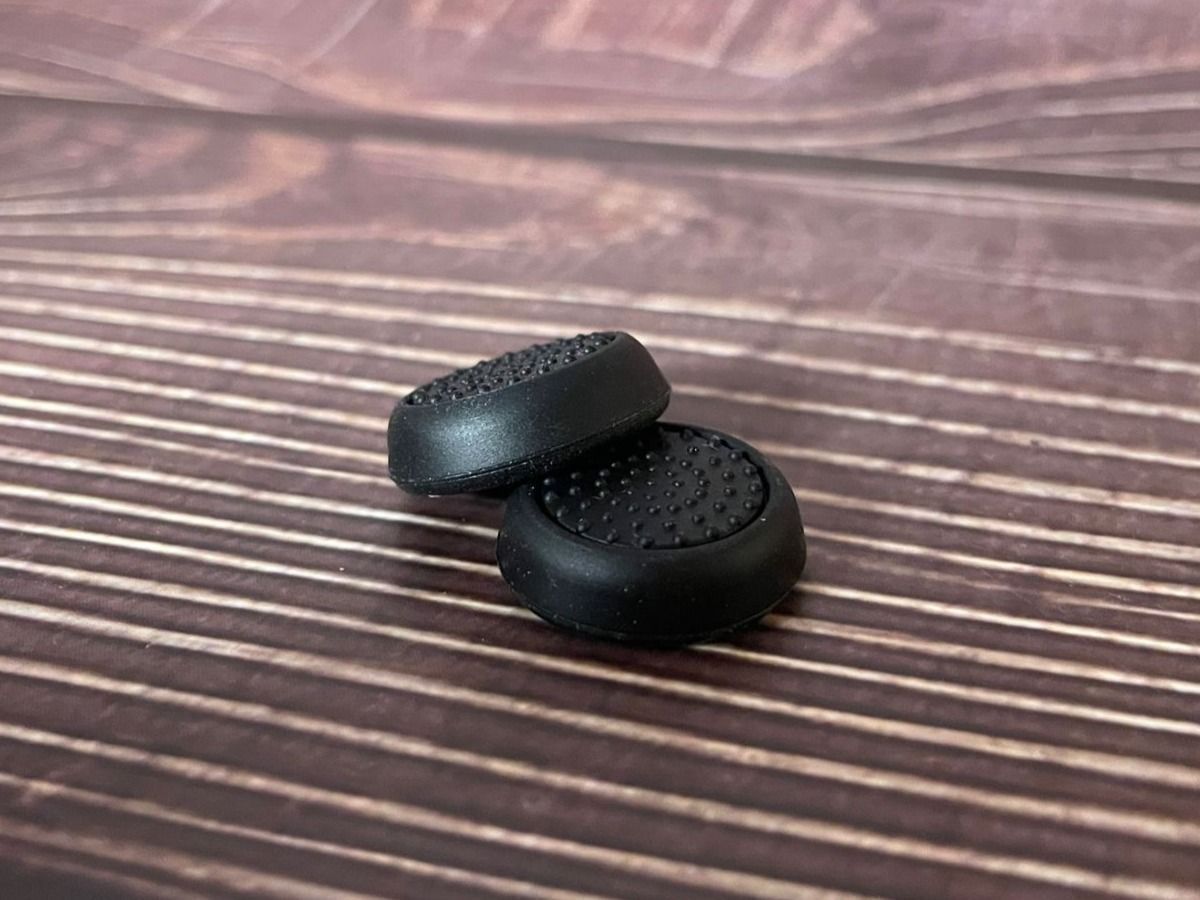 Controller: PlayStation 4&5 Controller Grips (Schwarz / Black) – Neu (gemäss Beschreibung) aus Niederwil SO von BlueSonic 4
