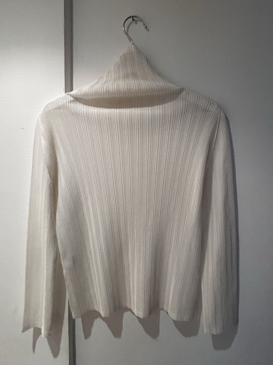 Issey Miyake Tops: Pleats please issey miyake – Neu (gemäss Beschreibung) aus Versoix von izu_hhb9 1